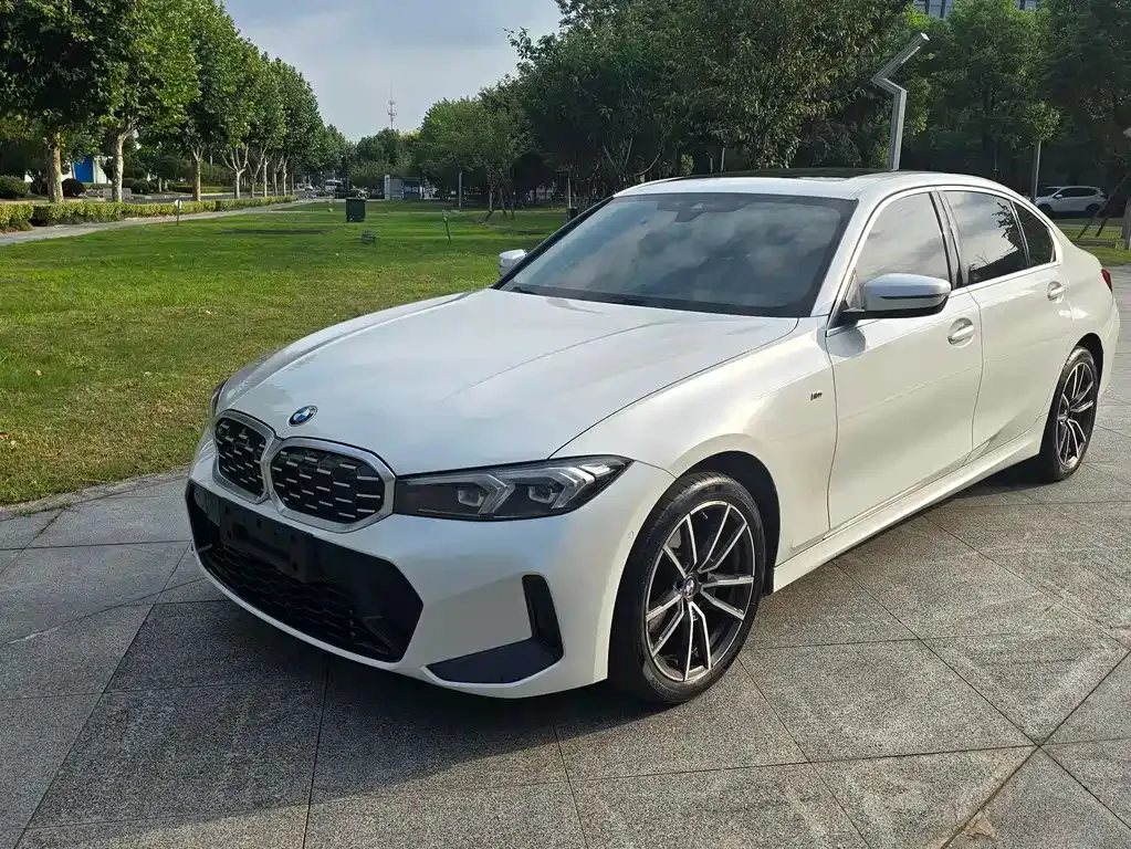 BMW 3 Series — фото 1