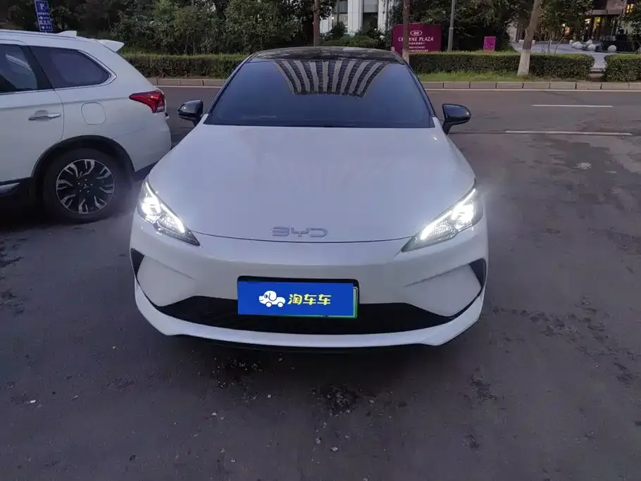 BYD Seal 05 DM-i — фото 7