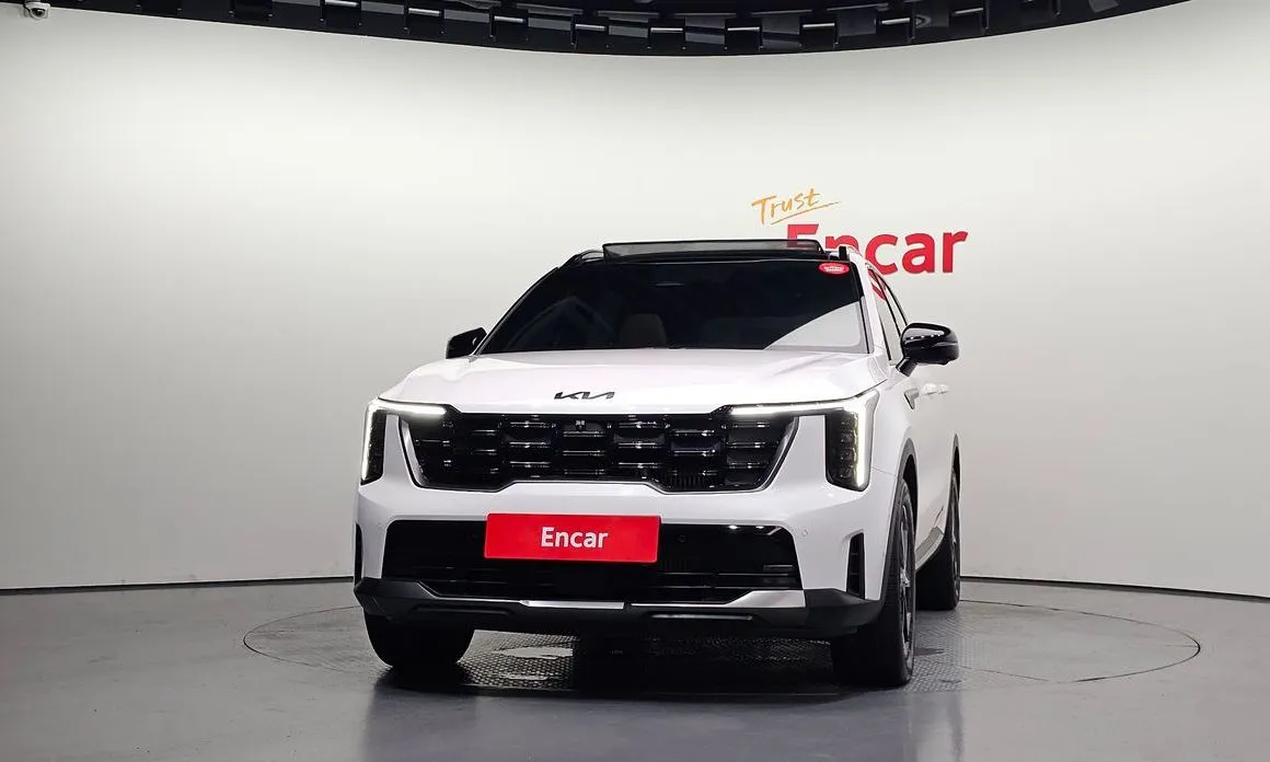 Kia Sorento — фото 8
