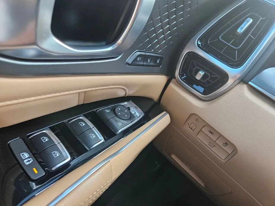 Kia Sorento — фото 6