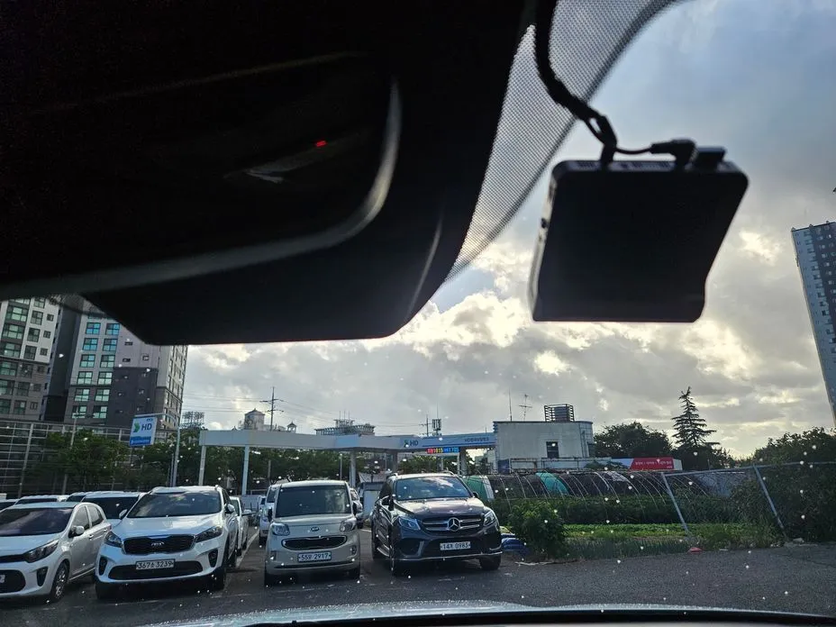 Kia Sorento — фото 7