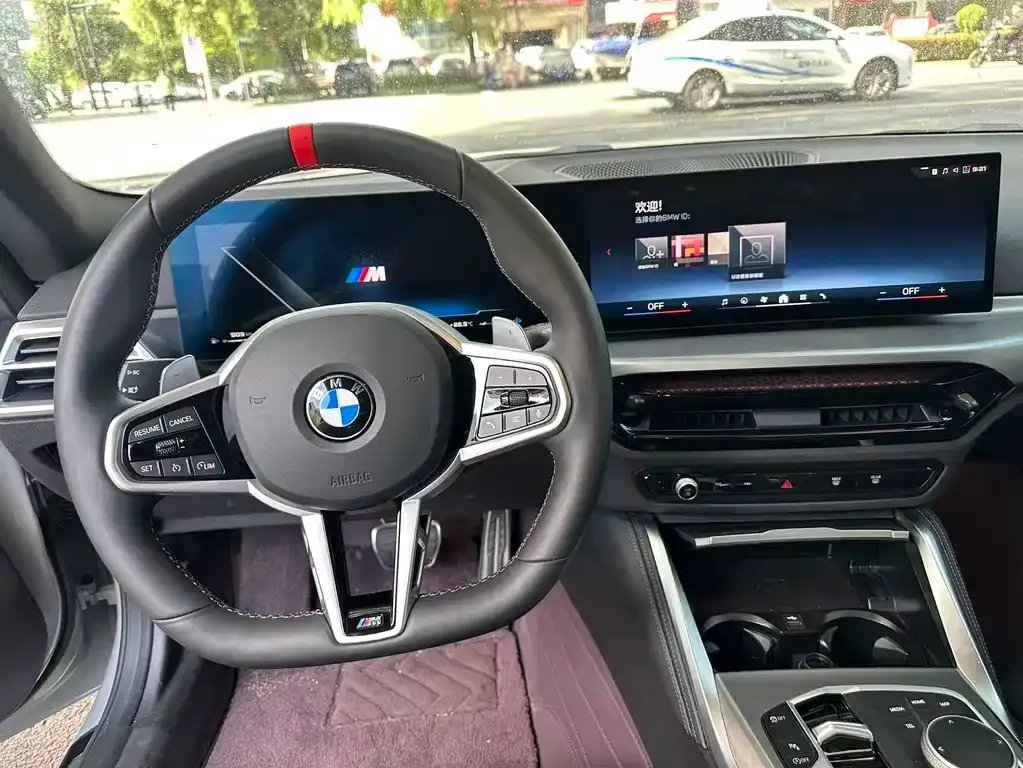 BMW M240i — фото 10