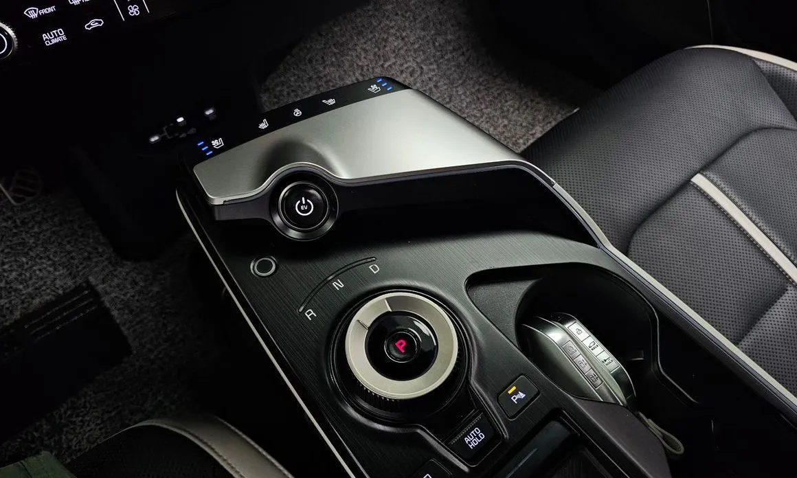 Kia EV6 — фото 8