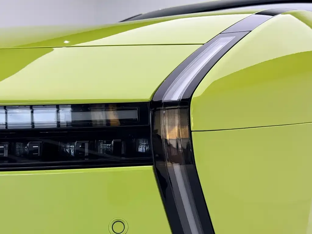 XPeng P7 — фото 10