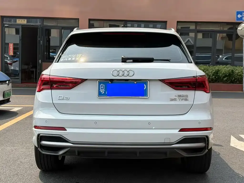 Audi Q3 — фото 4