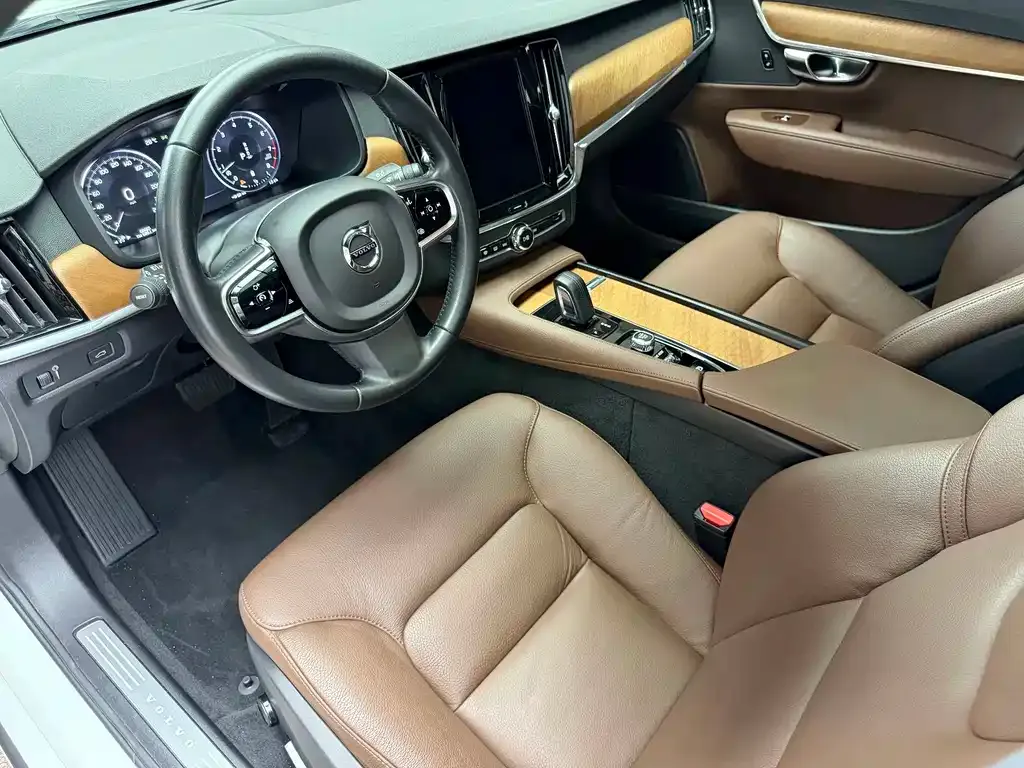 Volvo S90 — фото 9