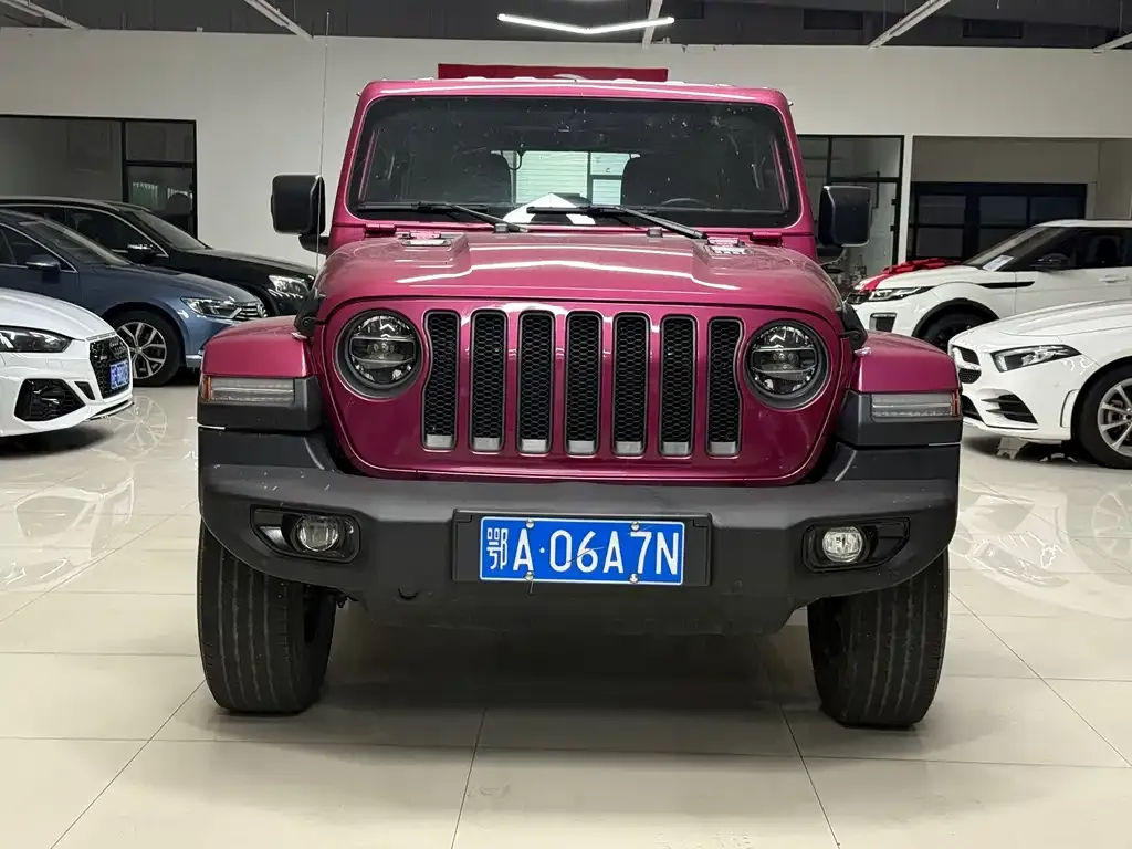 Jeep Wrangler — фото 5