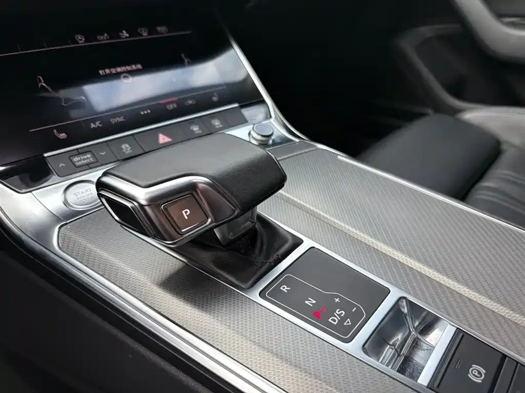 Audi A7 — фото 2