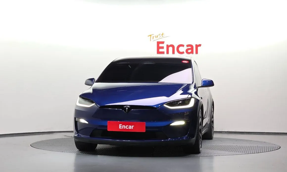 Tesla Model X — фото 5