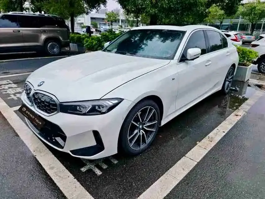 BMW 3 Series — фото 1