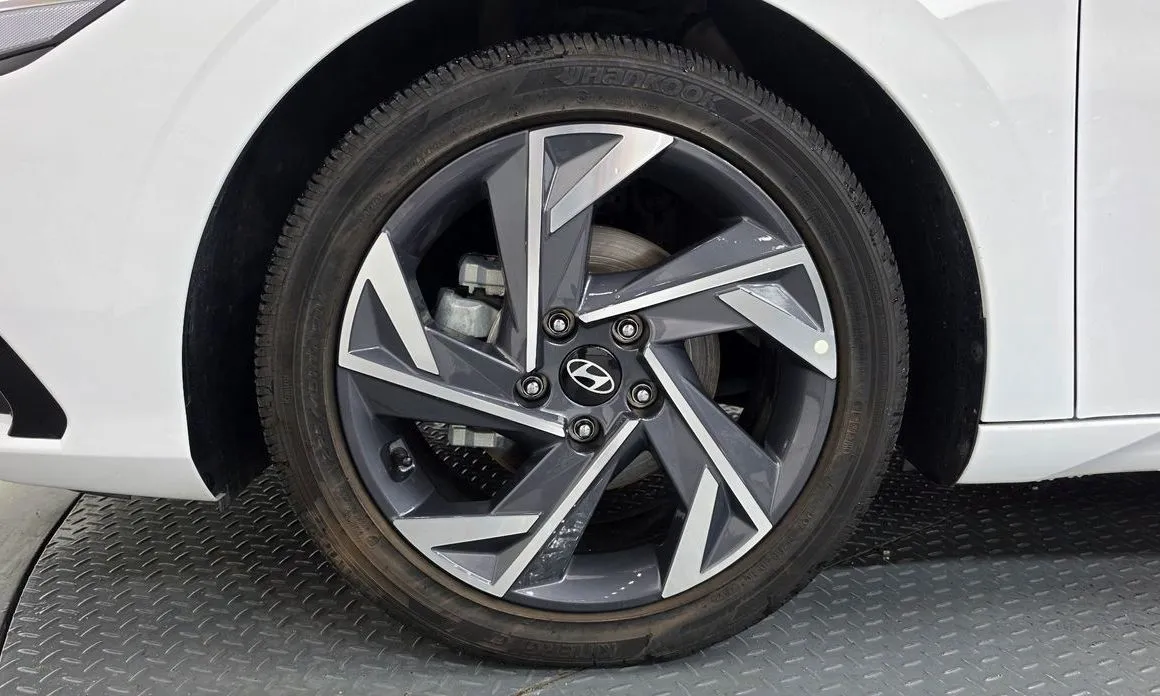 Hyundai AVANTE — фото 7