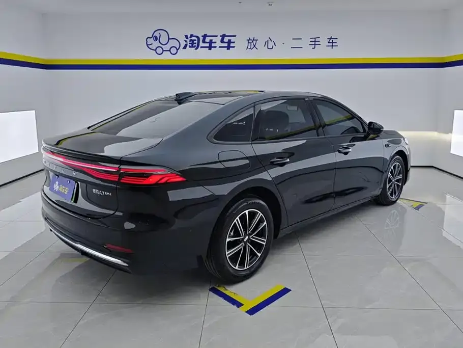 Geely Galaxy A7 EM — фото 8