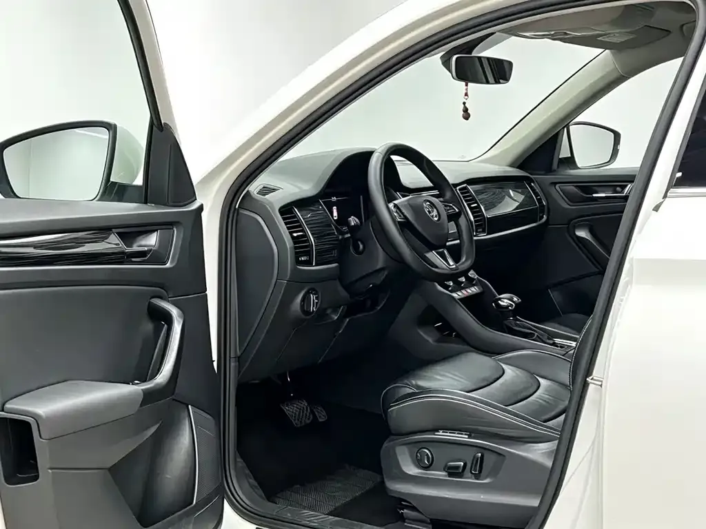 Skoda Kodiaq — фото 9