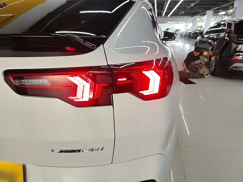 BMW X2 (Import) — фото 2