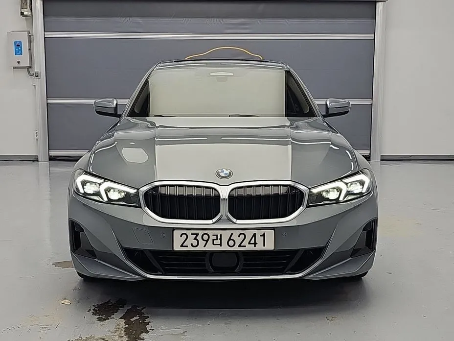 BMW 3-Series — фото 1