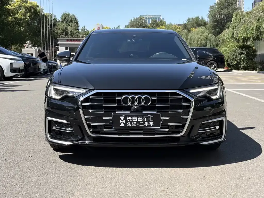 Audi A6L — фото 6