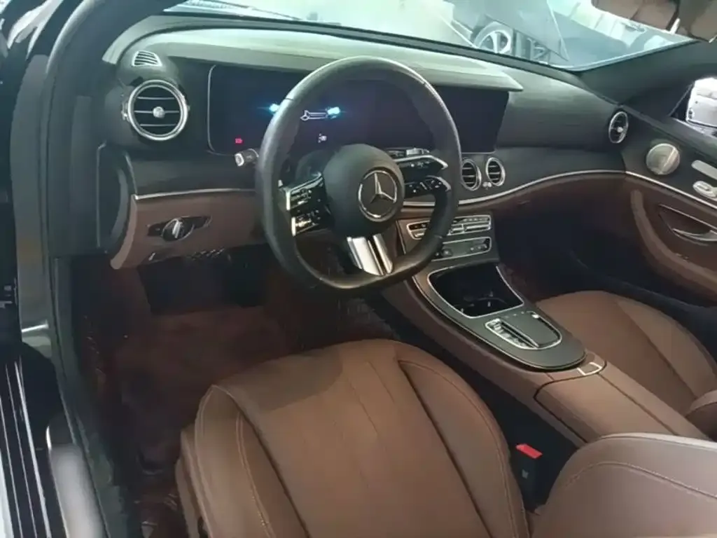 Mercedes-Benz E-Class (Import) — фото 8