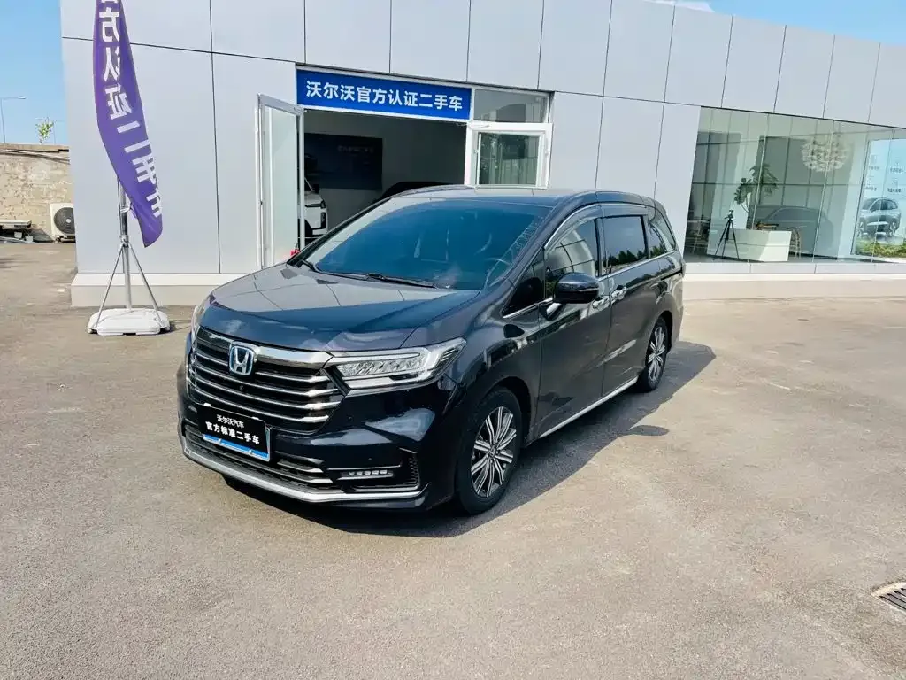 Honda Odyssey — фото 1