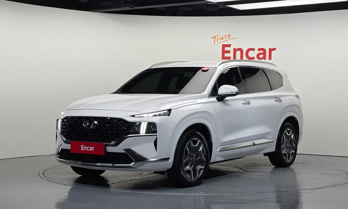 Hyundai Santafe — фото 1