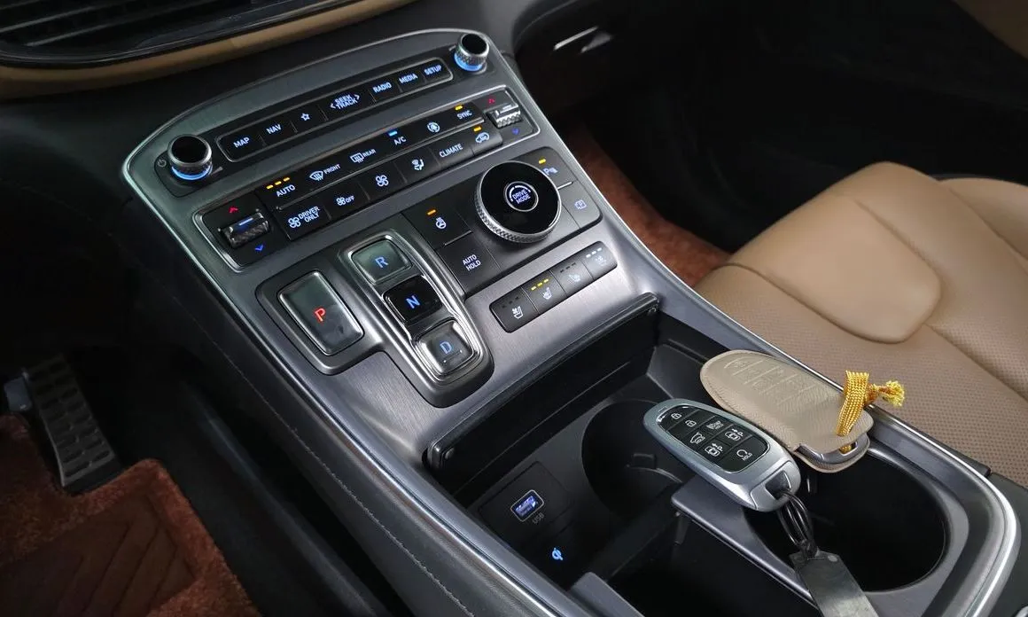 Hyundai Santafe — фото 4