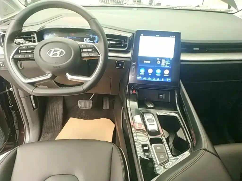 Hyundai Custo — фото 3