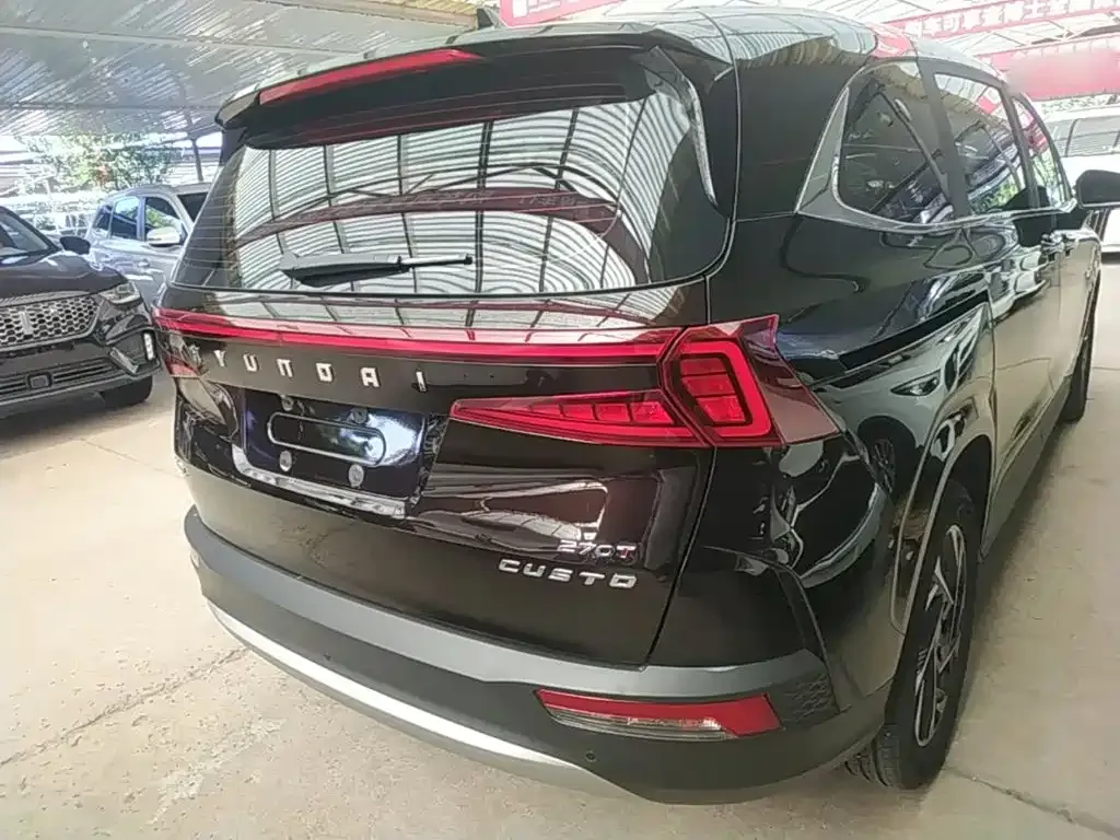 Hyundai Custo — фото 2