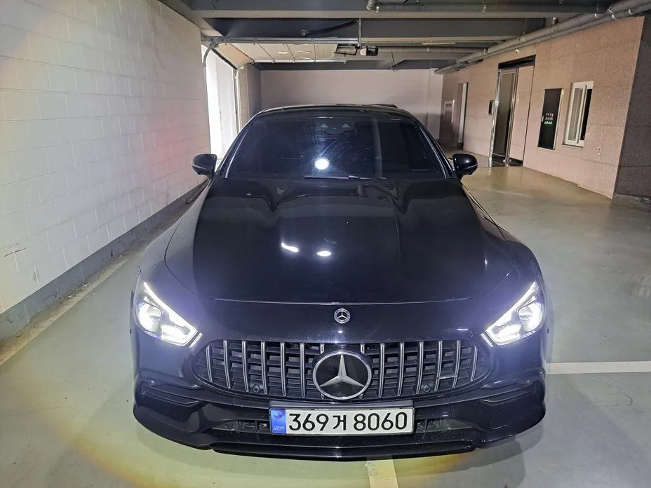 Mercedes-Benz AMG GT — фото 1