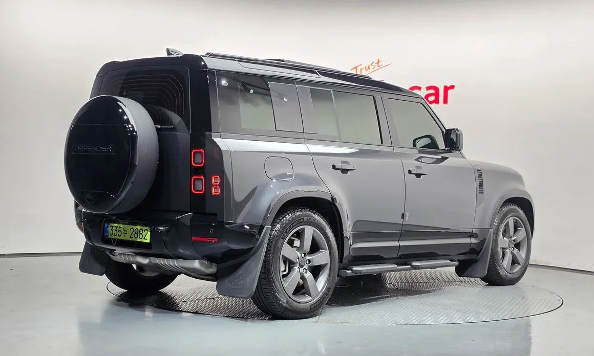 Land Rover Defender — фото 8