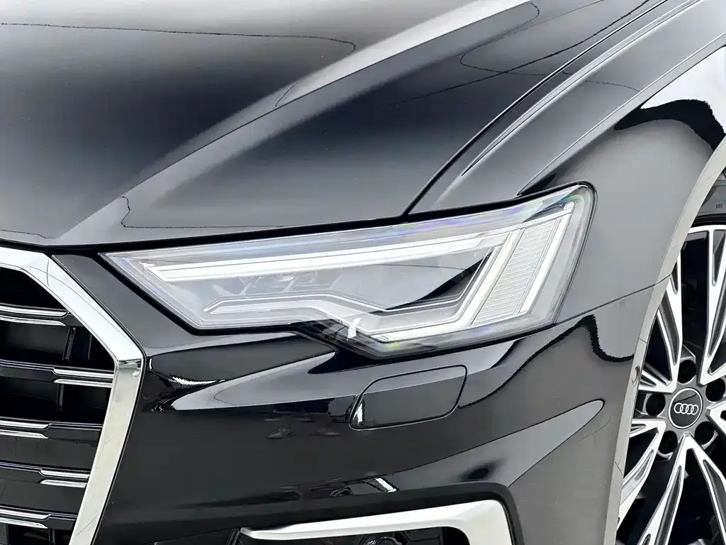 Audi A6L — фото 6