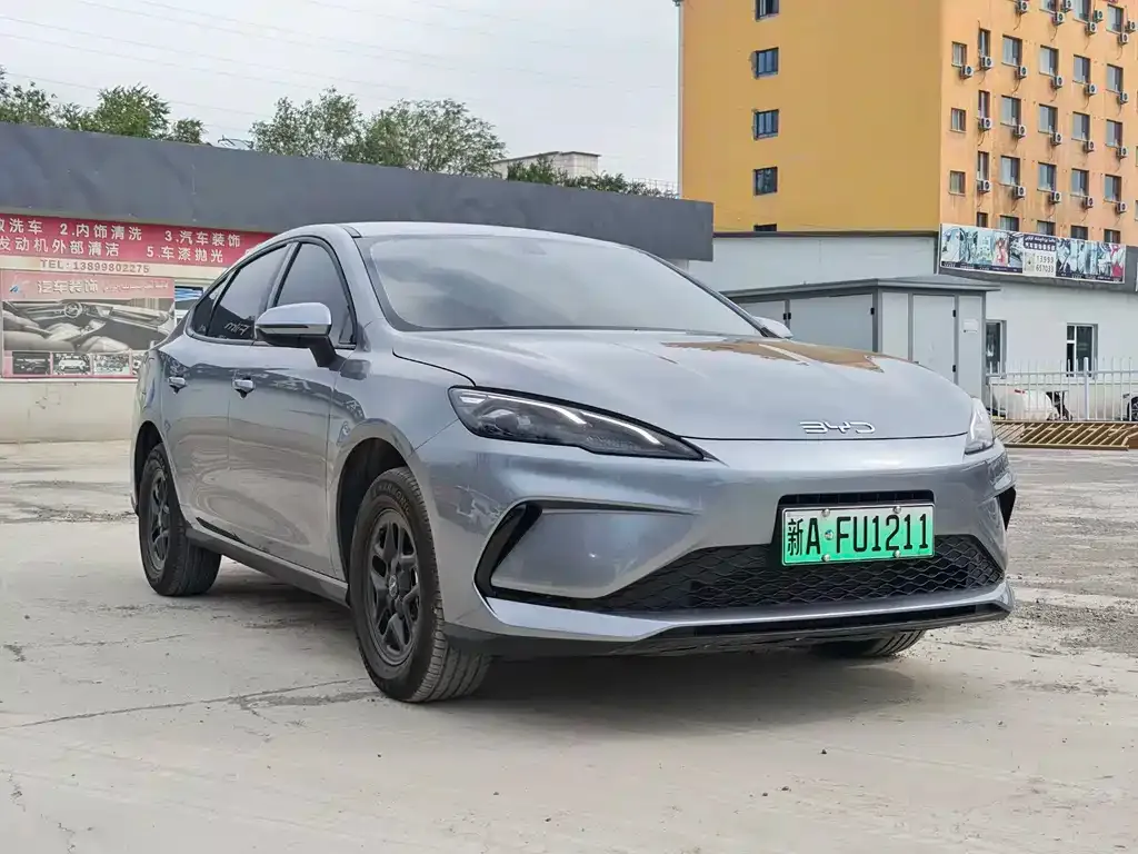 BYD Seal 05 DM-i — фото 4