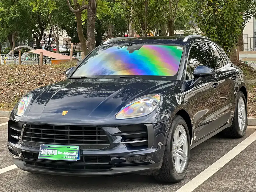 Porsche Macan — фото 1