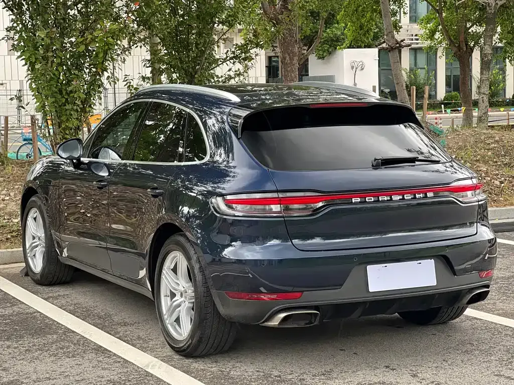 Porsche Macan — фото 5