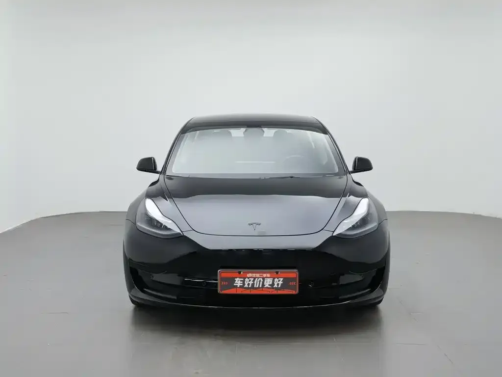 Tesla Model 3 — фото 4