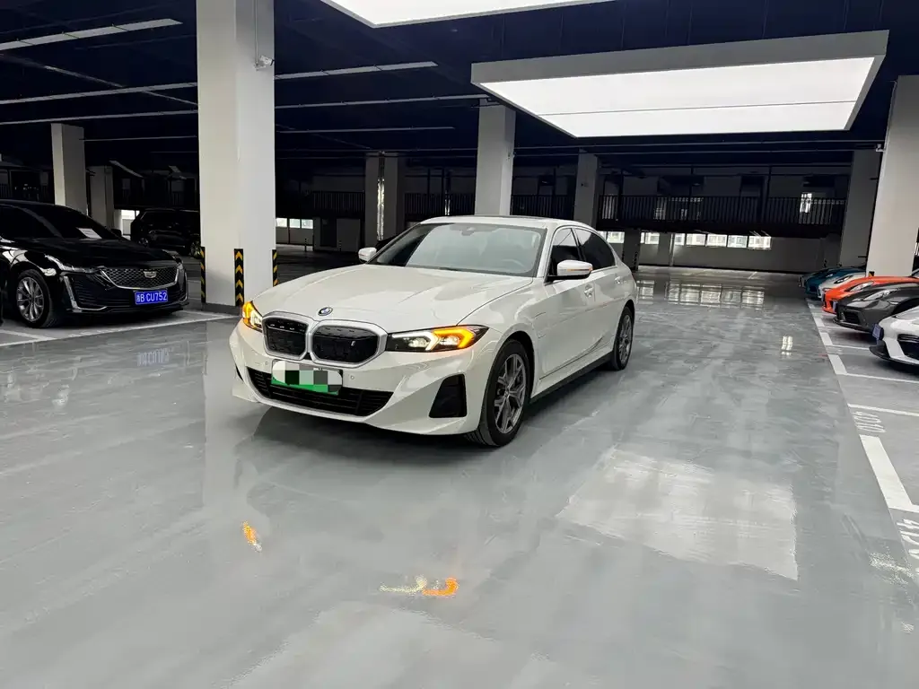 BMW i3 — фото 1