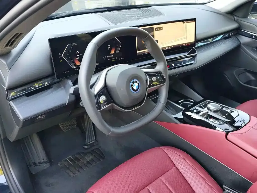 BMW i5 — фото 7