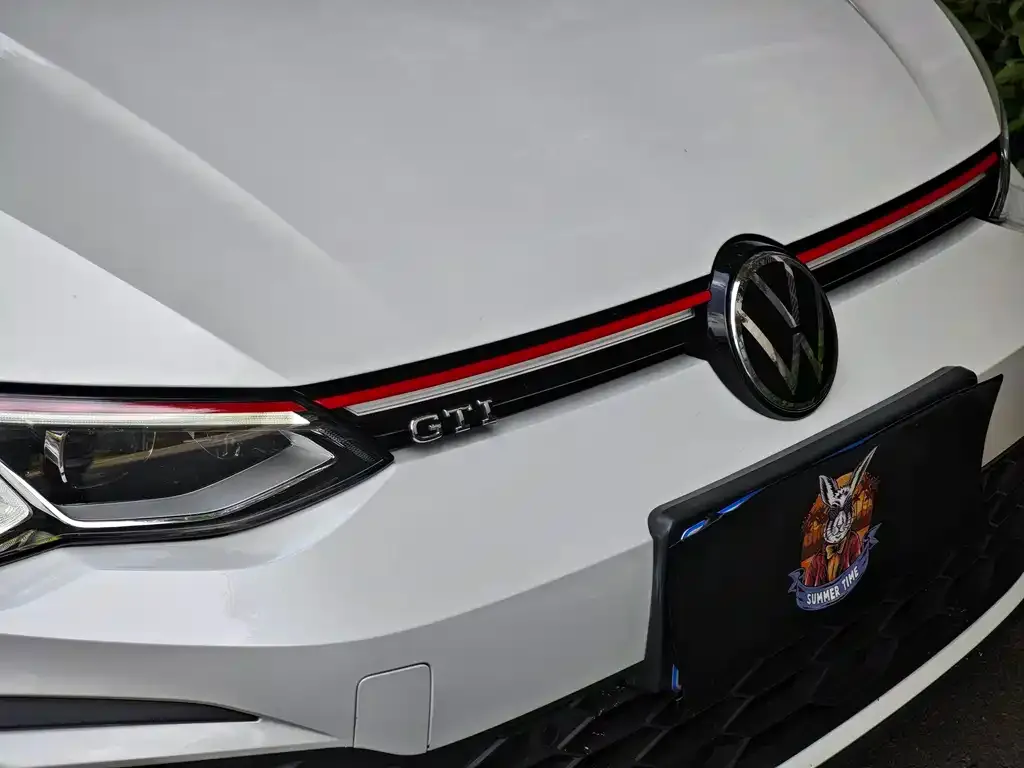 Volkswagen Golf GTI — фото 8