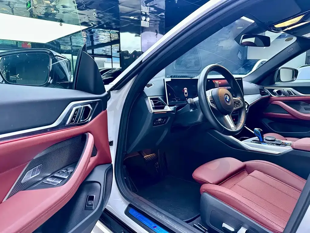 BMW i4 — фото 3