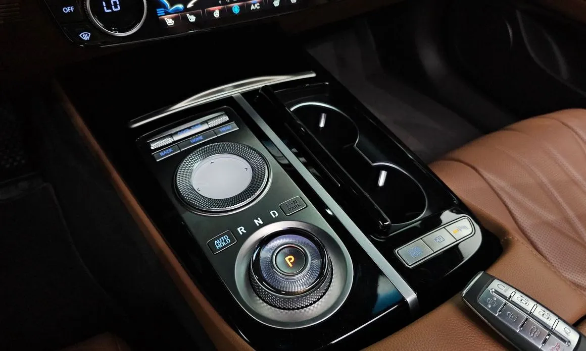 Genesis G80 — фото 9