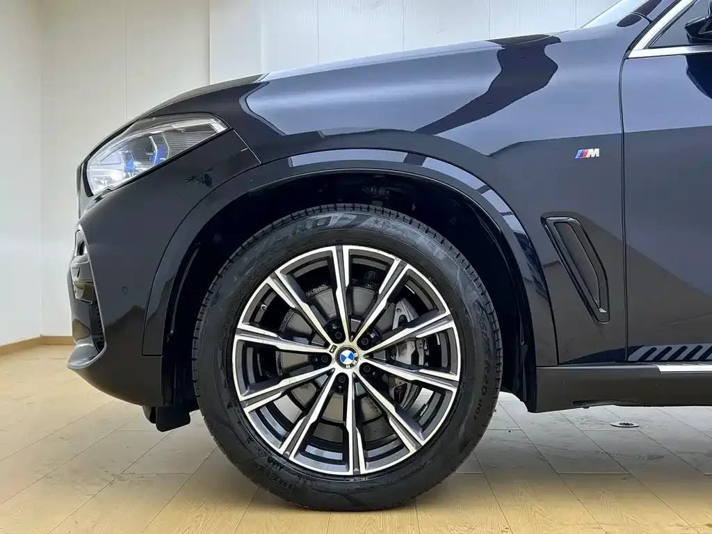BMW X5 (Import) — фото 8