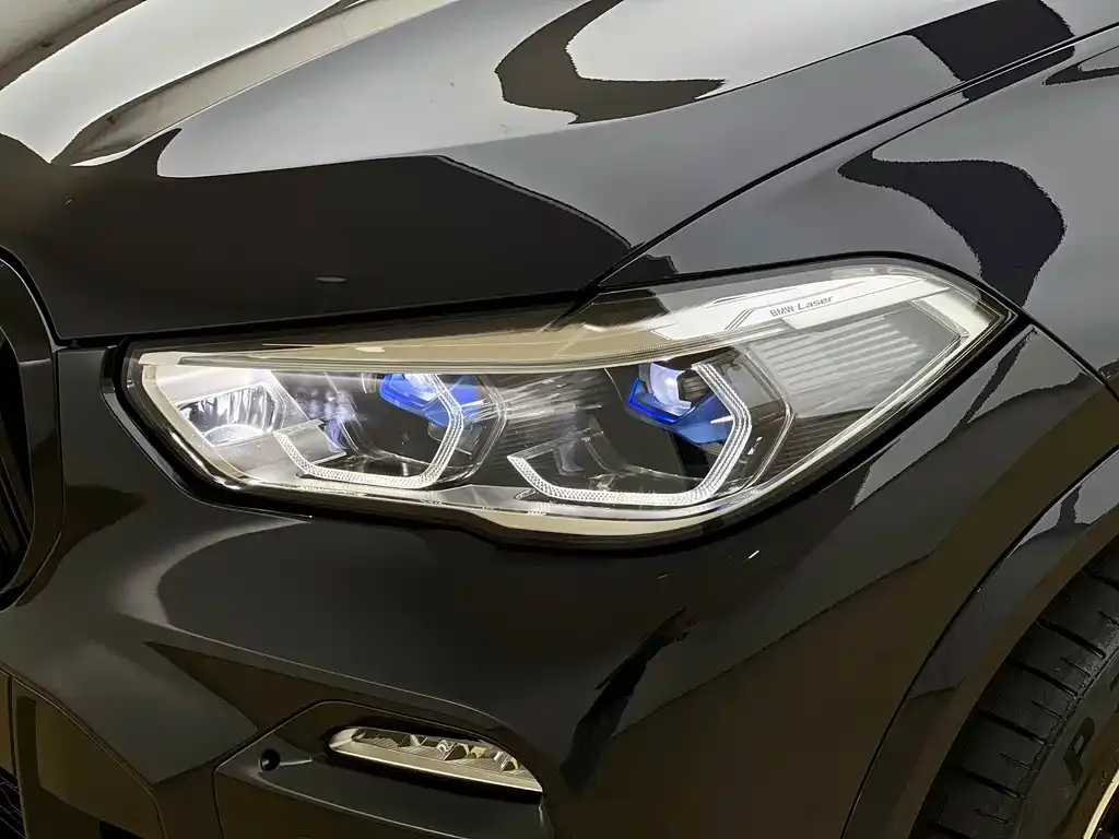 BMW X5 (Import) — фото 7