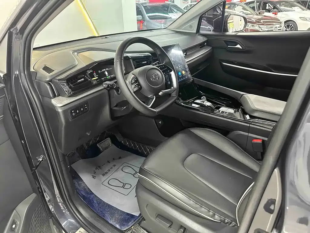 Hyundai Custo — фото 3