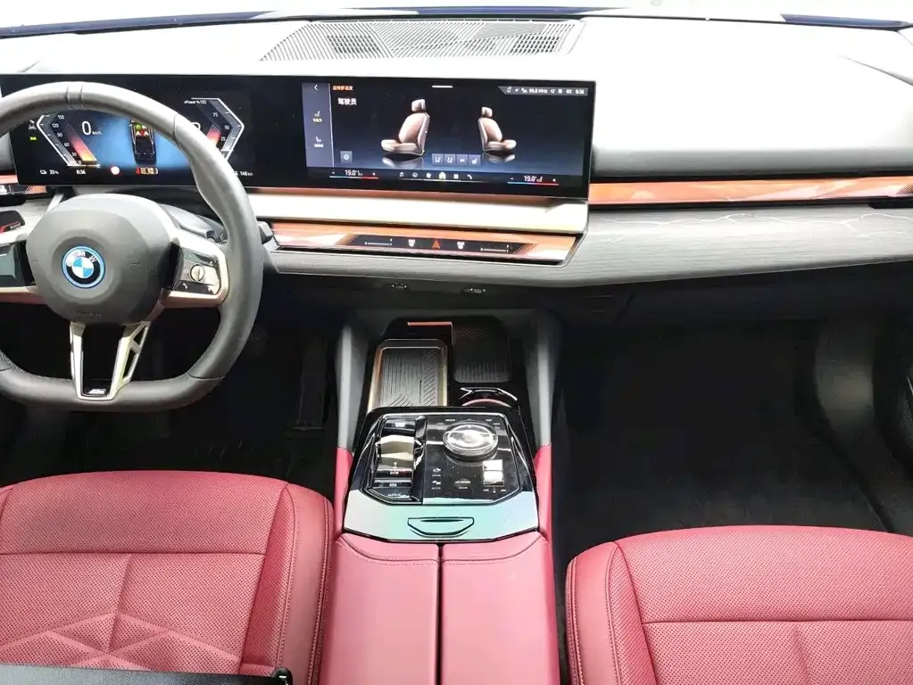 BMW i5 — фото 2