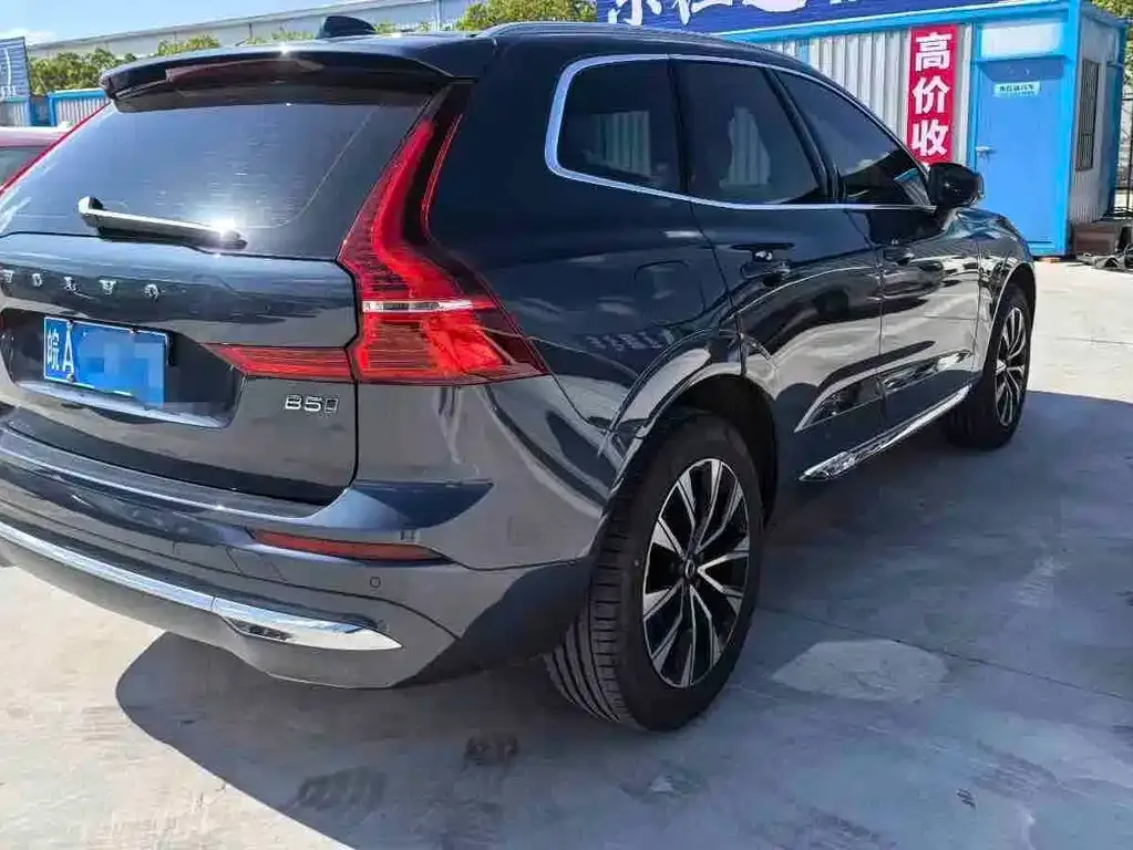 Volvo XC60 — фото 3