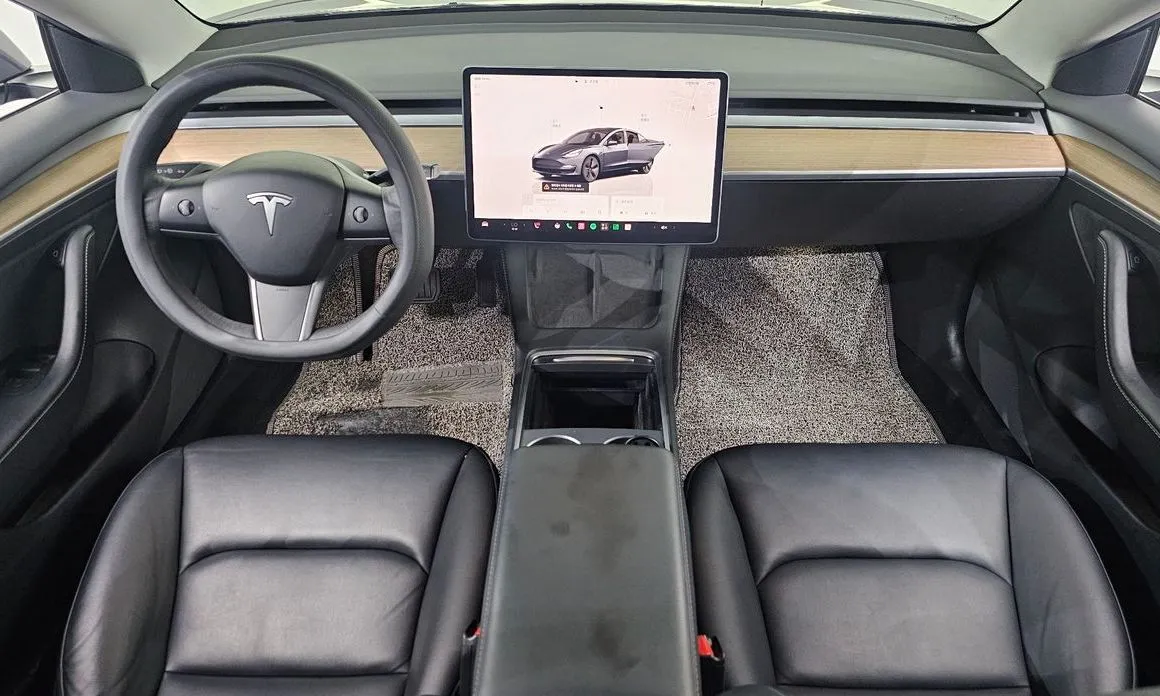 Tesla Model 3 — фото 5