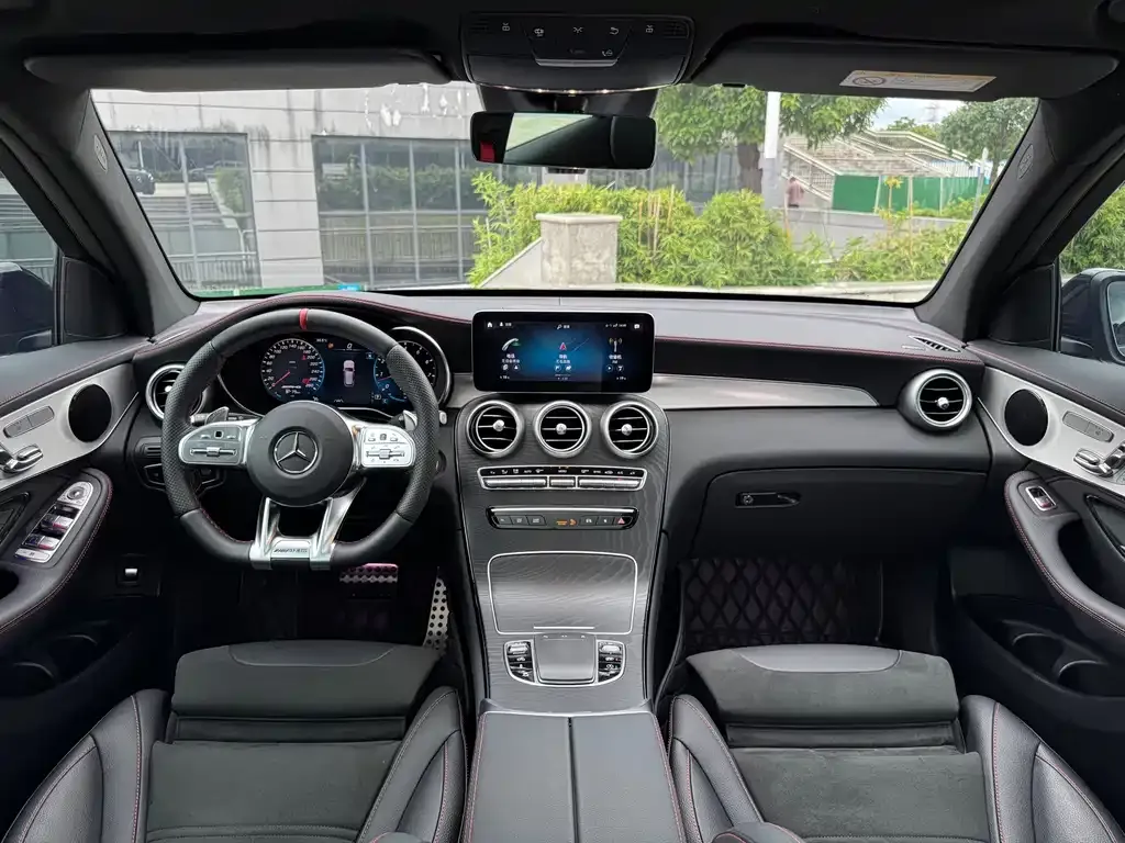 Mercedes-Benz GLC AMG — фото 6