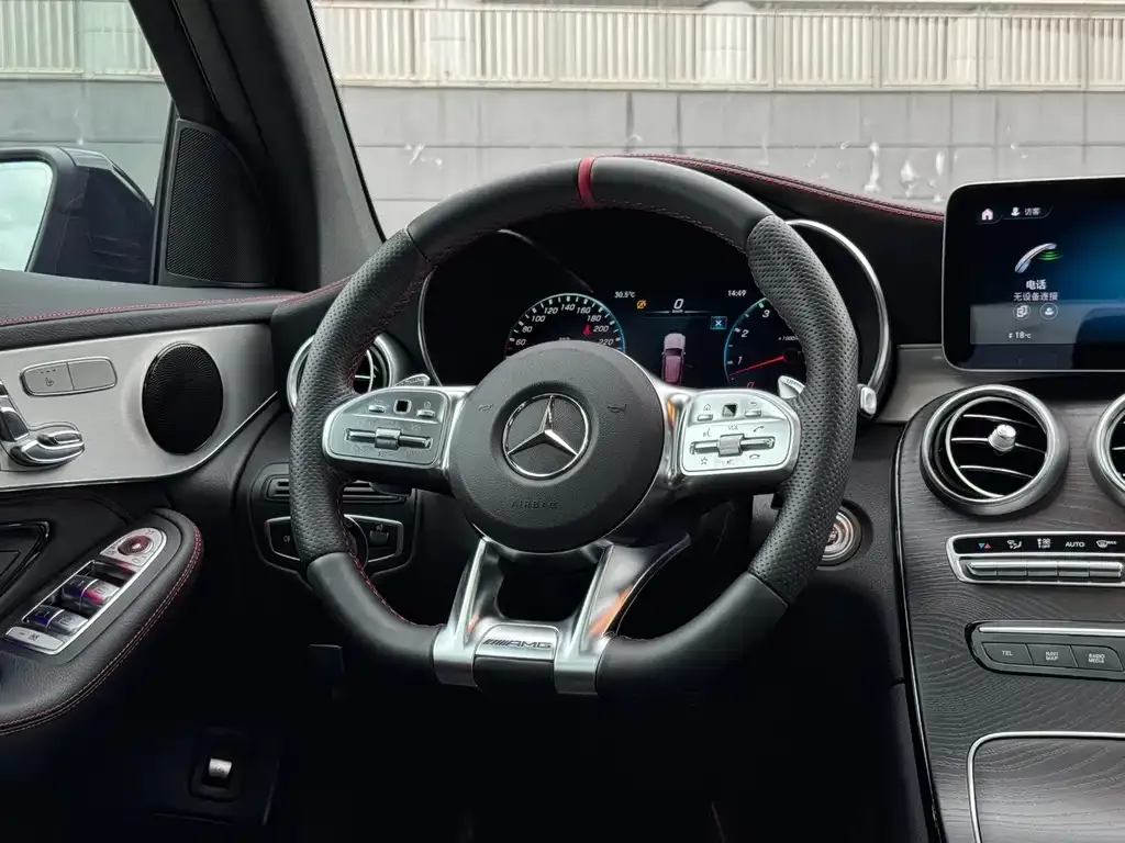 Mercedes-Benz GLC AMG — фото 5