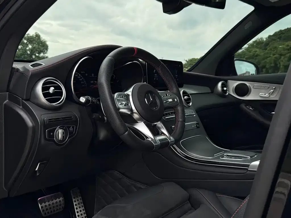 Mercedes-Benz GLC AMG — фото 4