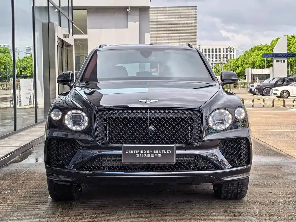 Bentley Bentayga — фото 7