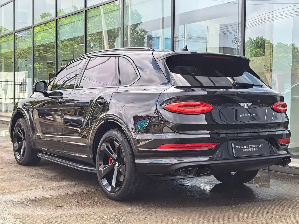 Bentley Bentayga — фото 6