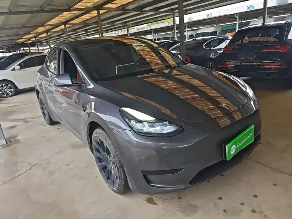 Tesla Model Y — фото 5